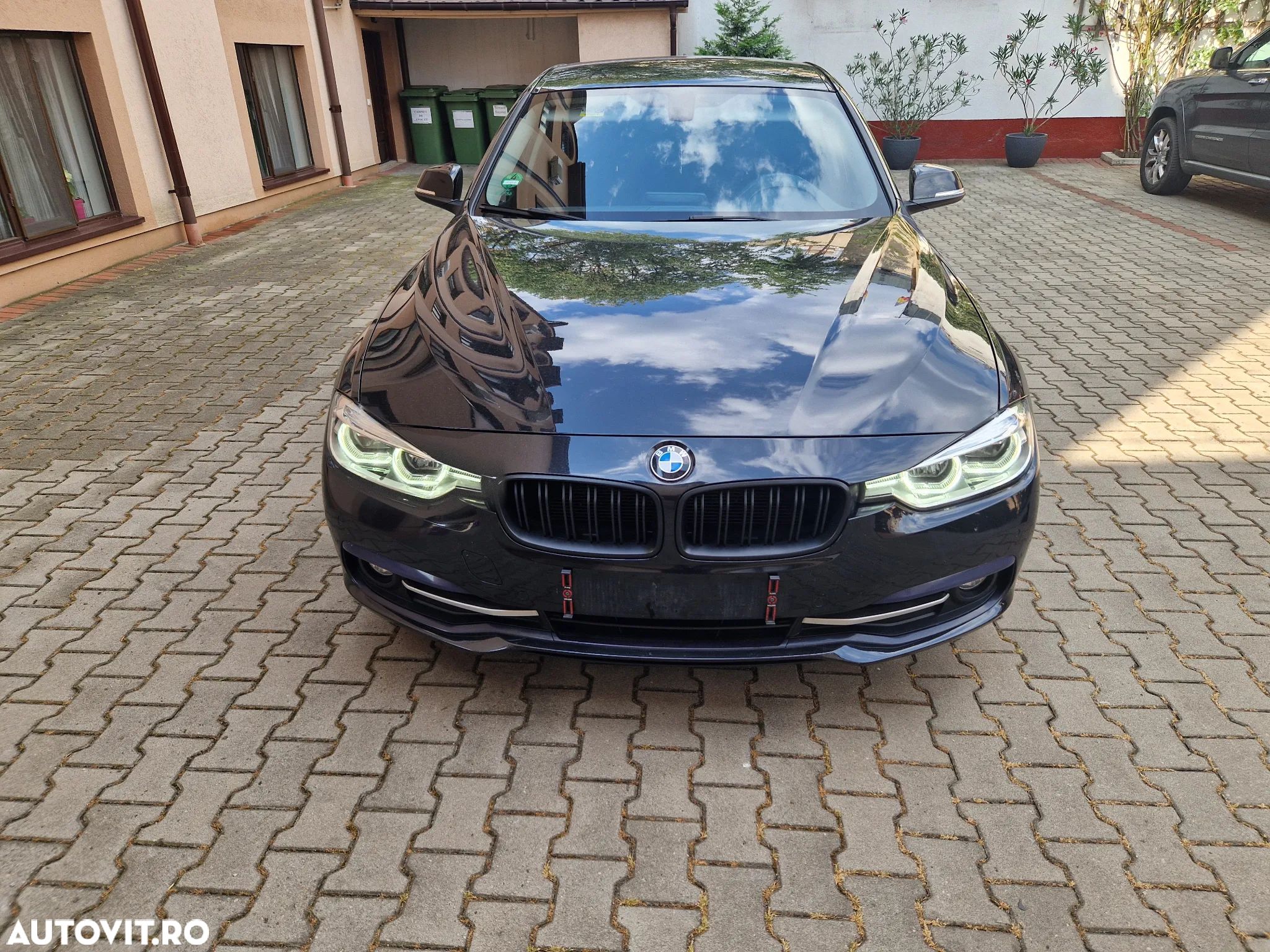 BMW Seria 3 318d AT MHEV - 1