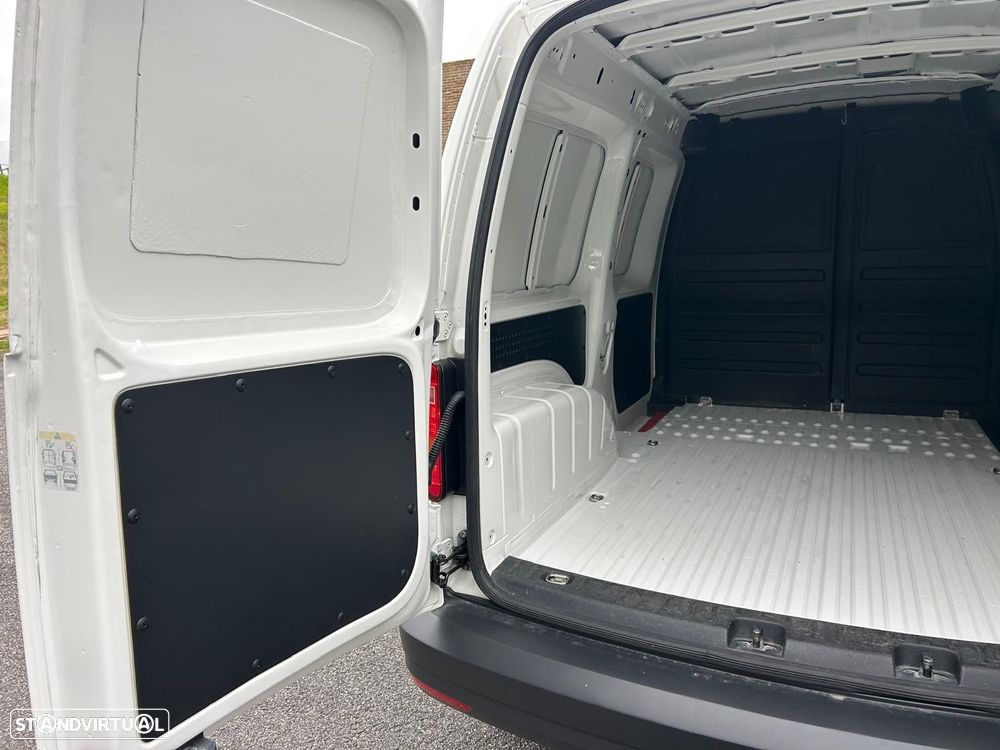 VW Caddy Maxi 2.0 TDi BM Extra AC - 8