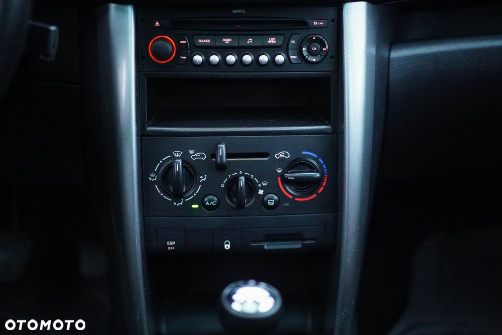 Peugeot 207 120 VTi Sport - 24