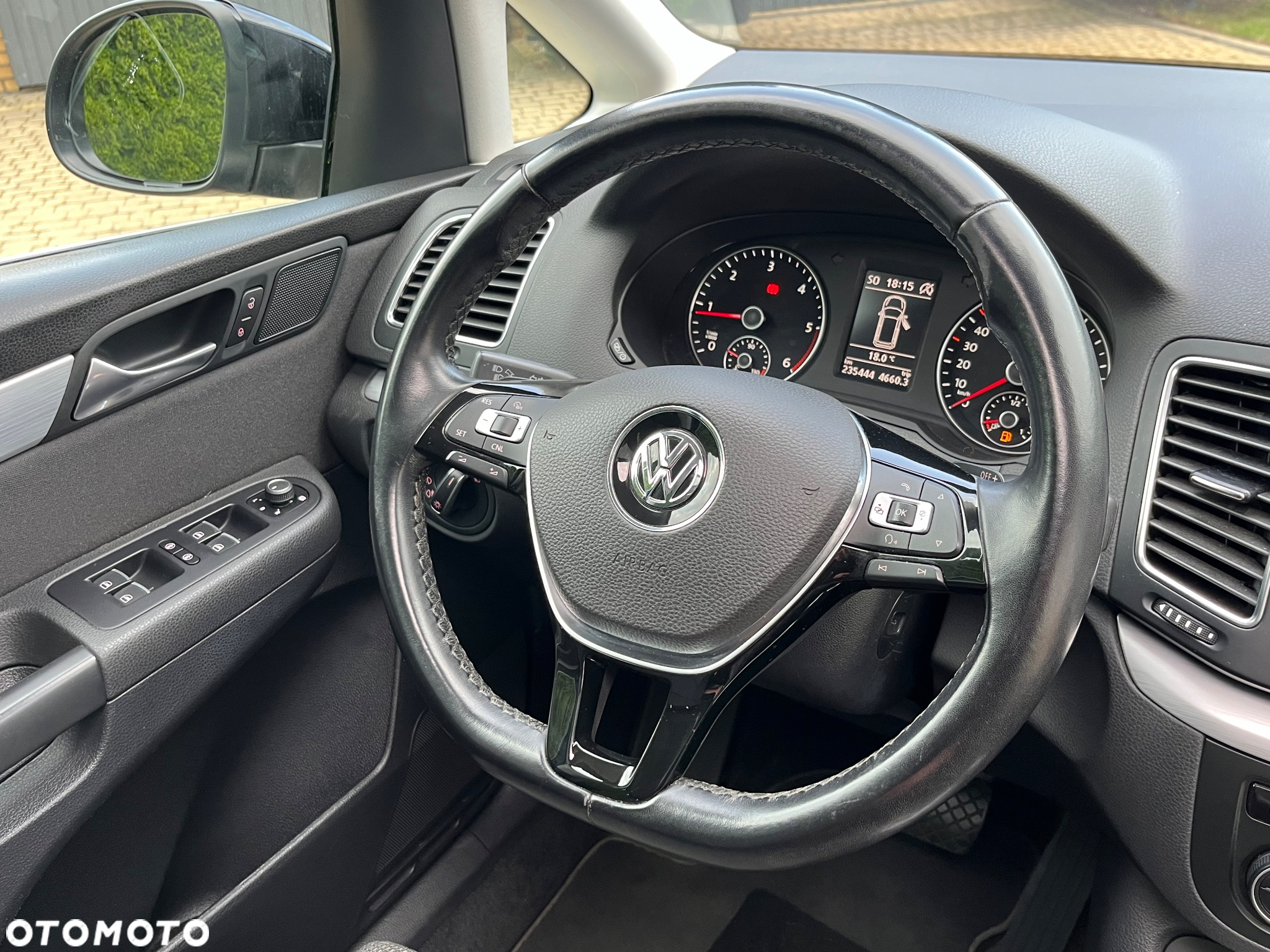 Volkswagen Sharan 2.0 TDI DSG Comfortline United - 14