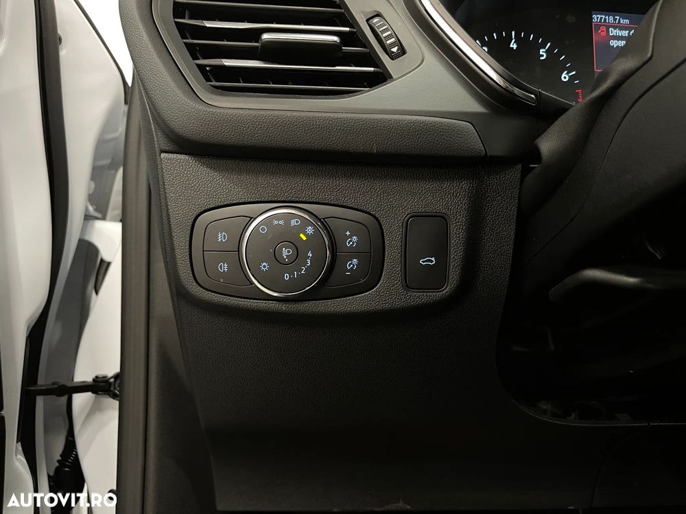 Ford Focus 1.0 EcoBoost Titanium - 25