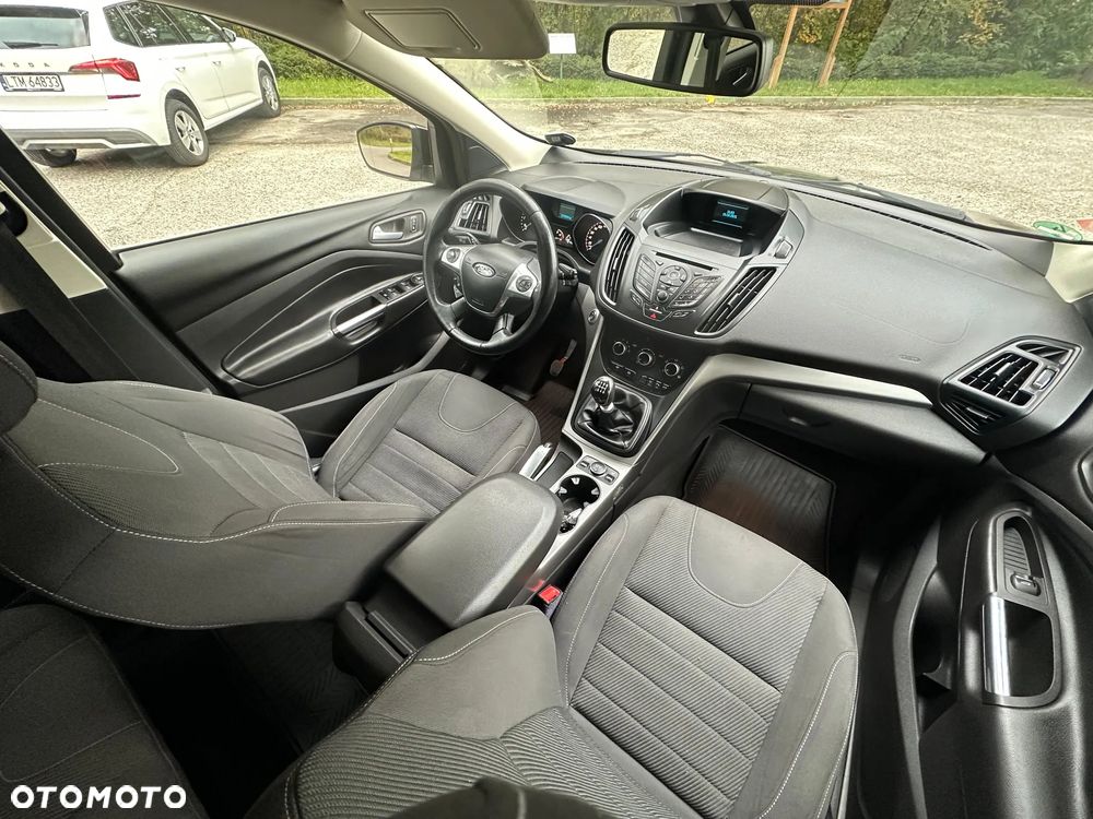 Ford Kuga 2.0 TDCi 2x4 Trend - 30