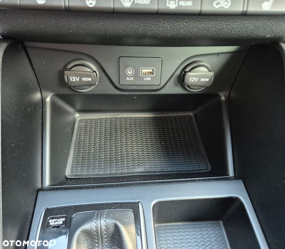 Hyundai Tucson 1.7 CRDI BlueDrive Premium 2WD DCT - 19