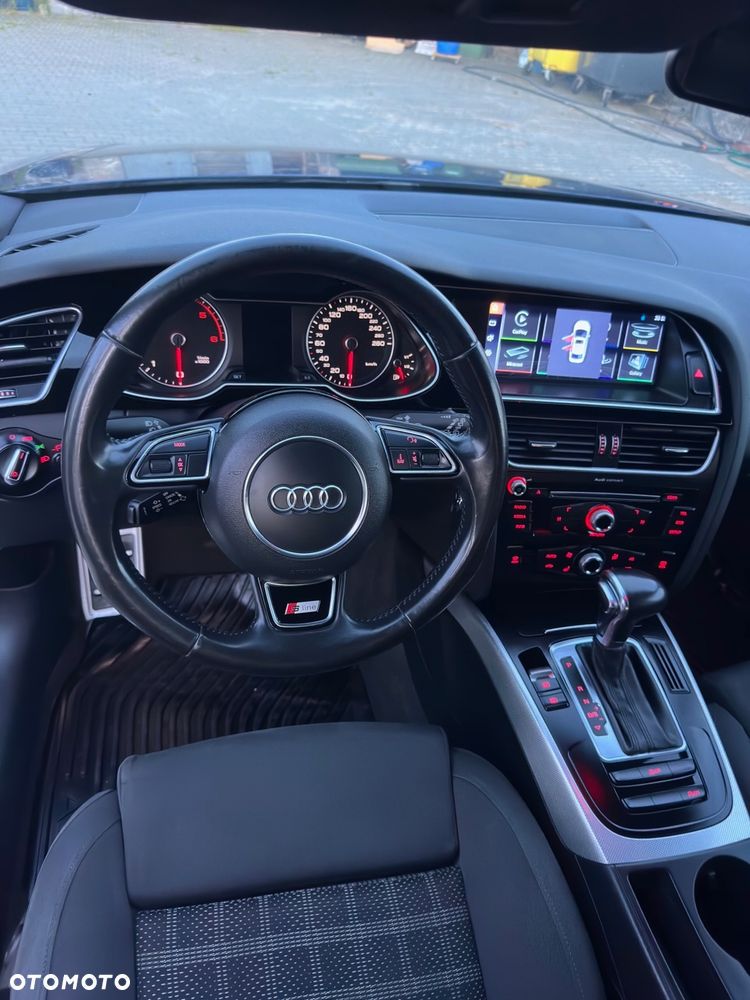 Audi A4 Avant 2.0 TDI Quattro S tronic - 5