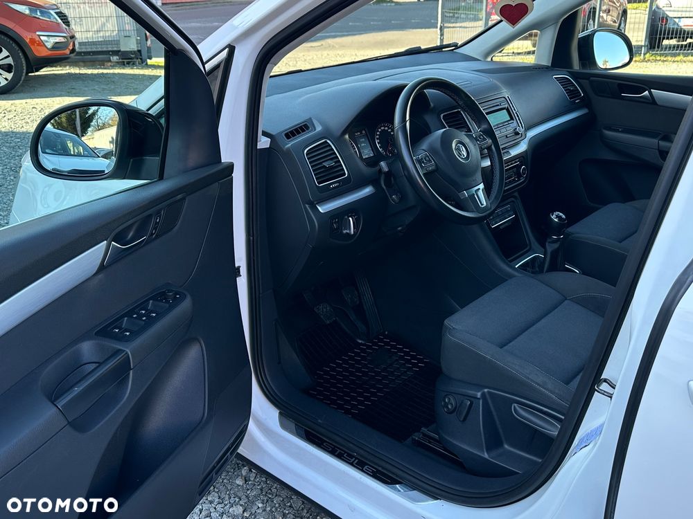 Volkswagen Sharan 2.0 TDI DPF Trendline - 14
