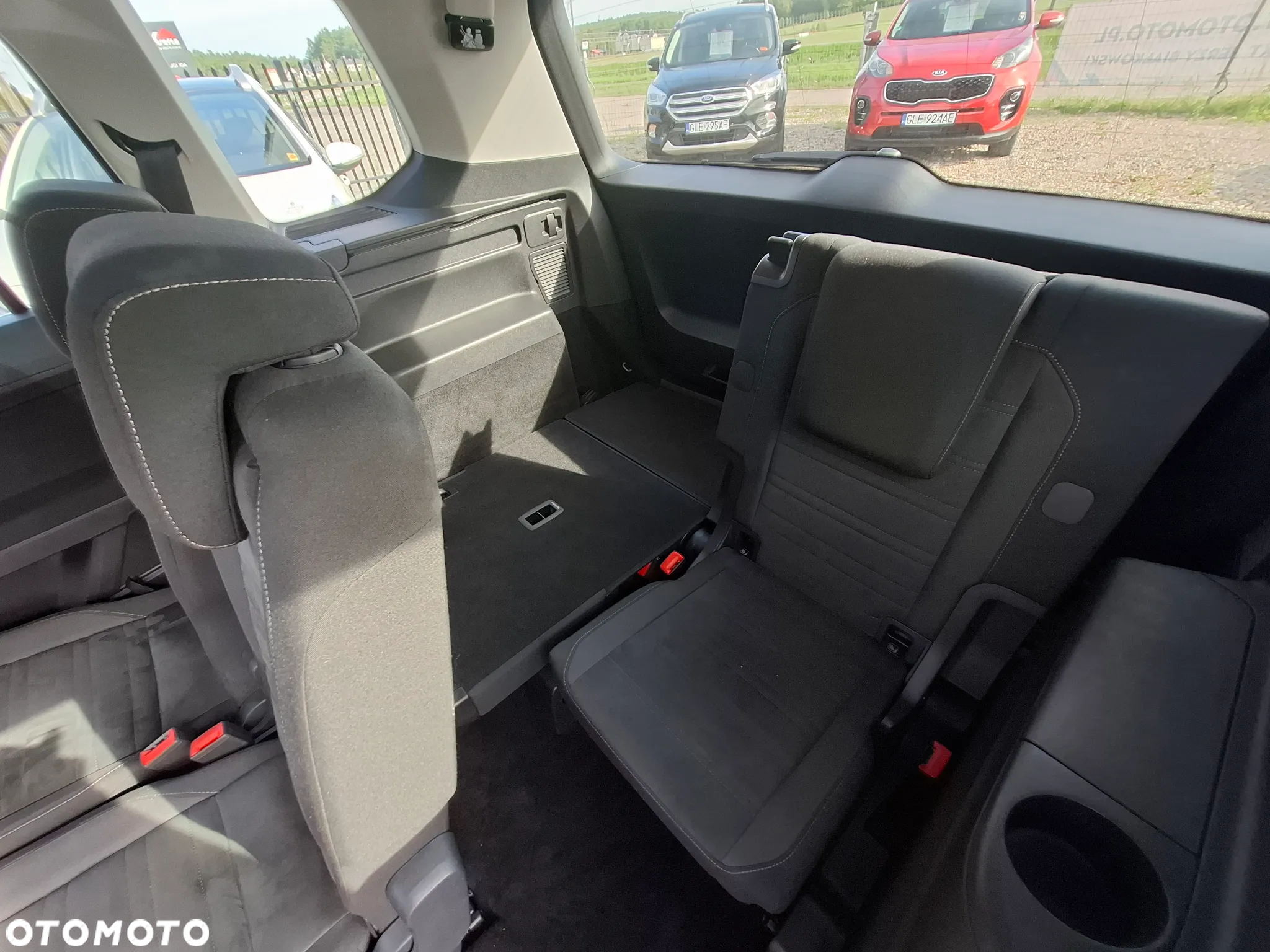 Volkswagen Touran 2.0 TDI BMT Comfortline DSG - 15