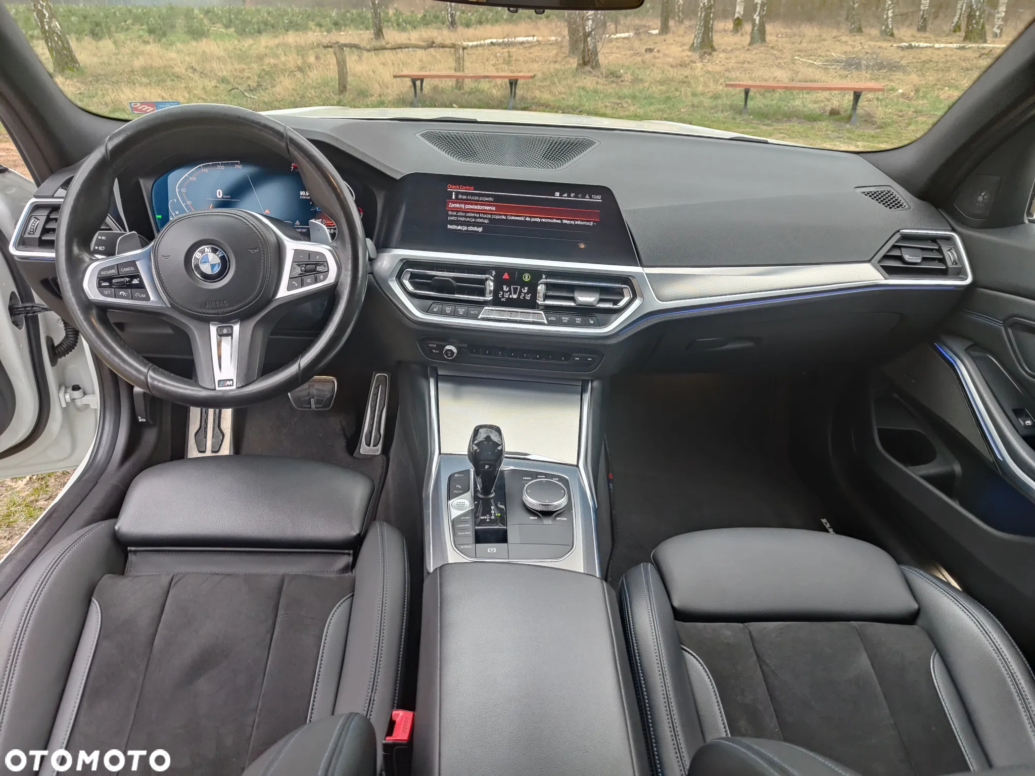 BMW Seria 3 330i xDrive - 10