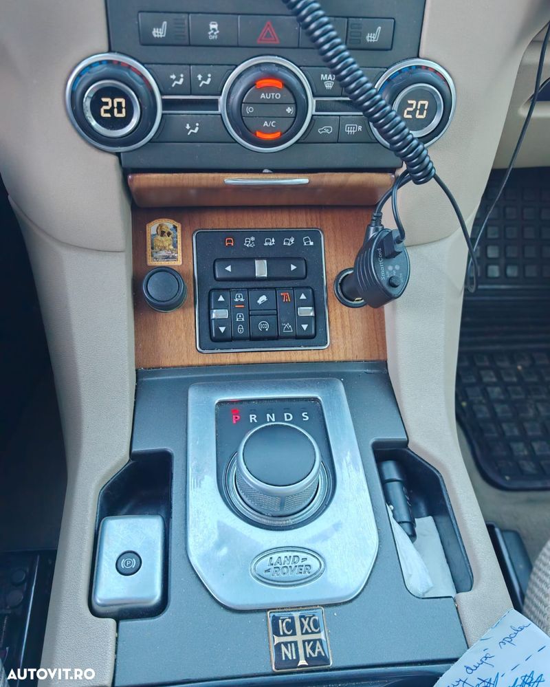 Land Rover Discovery 3.0 SDV6 HSE Aut - 12