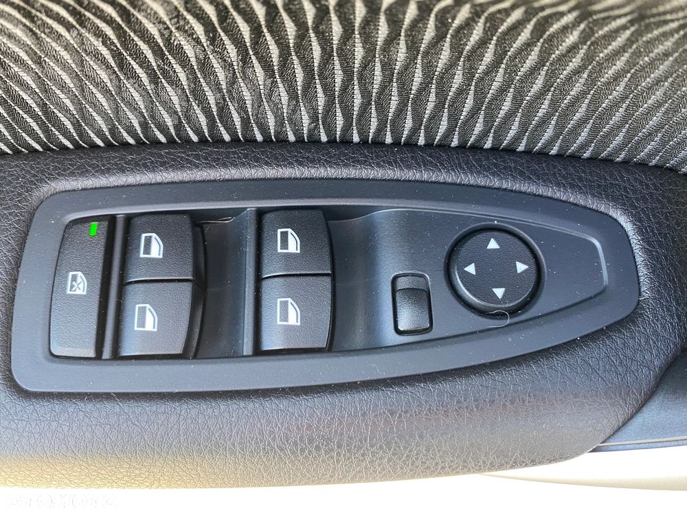 BMW Seria 1 118i Urban Line - 16