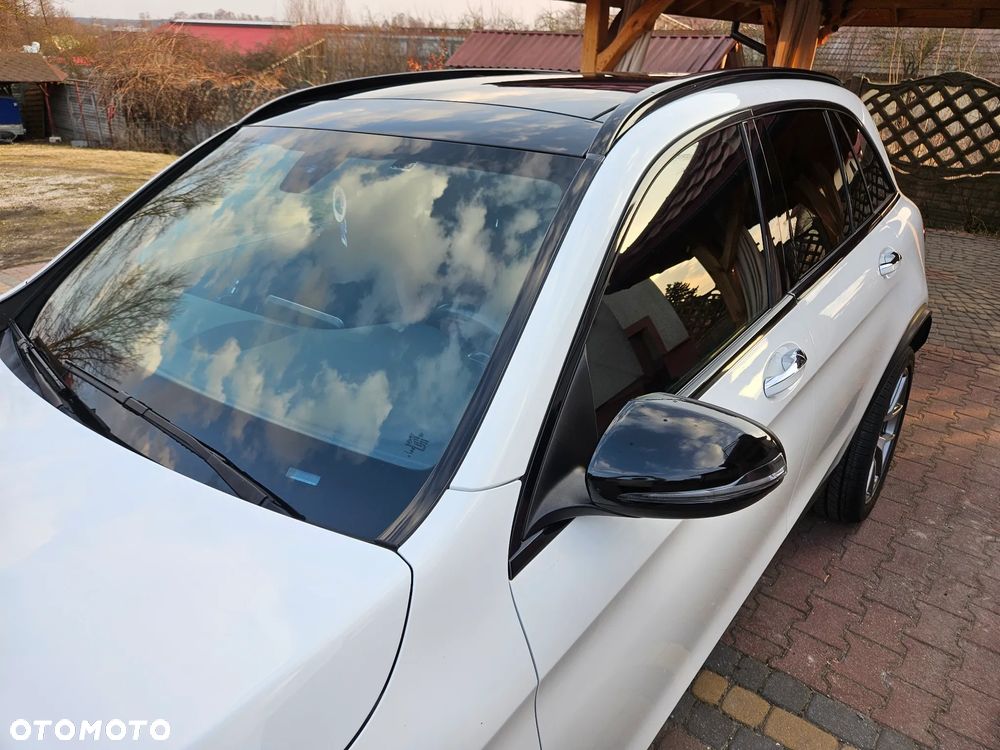 Mercedes-Benz GLC - 16