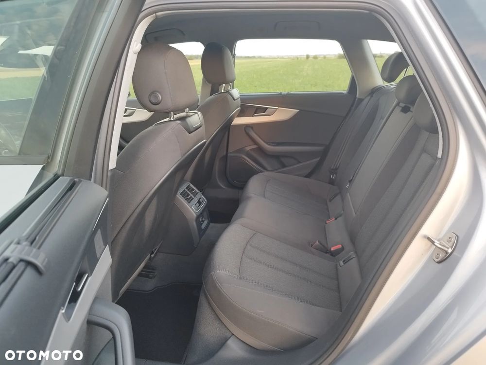 Audi A4 Avant 40 TDI Sport S tronic - 14