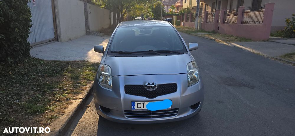 Toyota Yaris - 4
