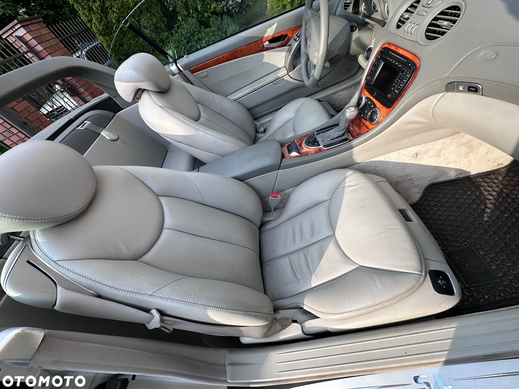 Mercedes-Benz SL 500 - 13
