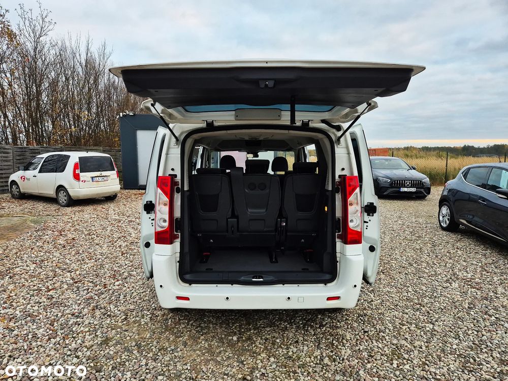 Peugeot Expert (8-Sitze) - 26