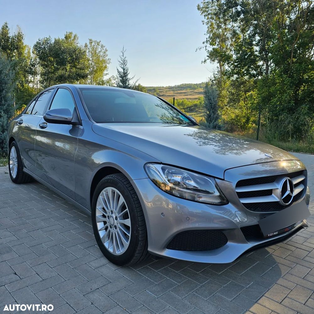 MERCEDES-BENZ Clasa C