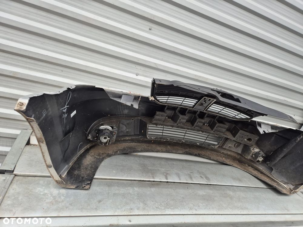 Zderzak przód przedni Dodge Journey - 9