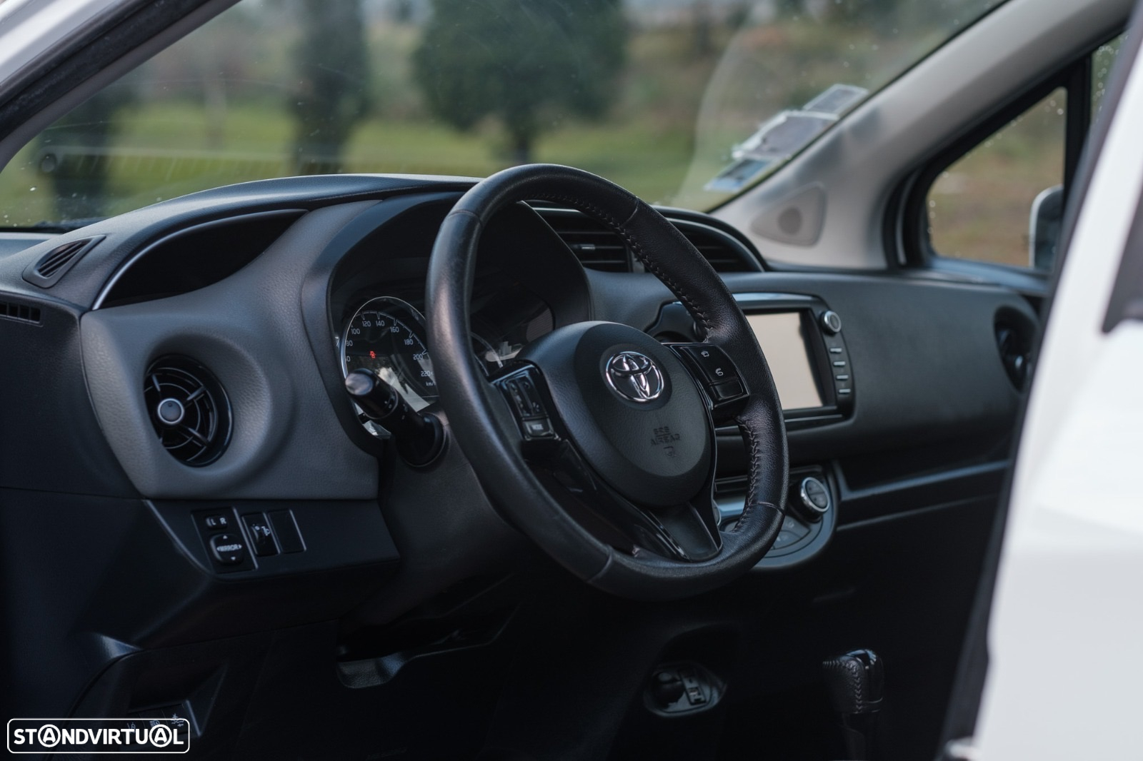 Toyota Yaris 1.5 HSD Comfort - 5