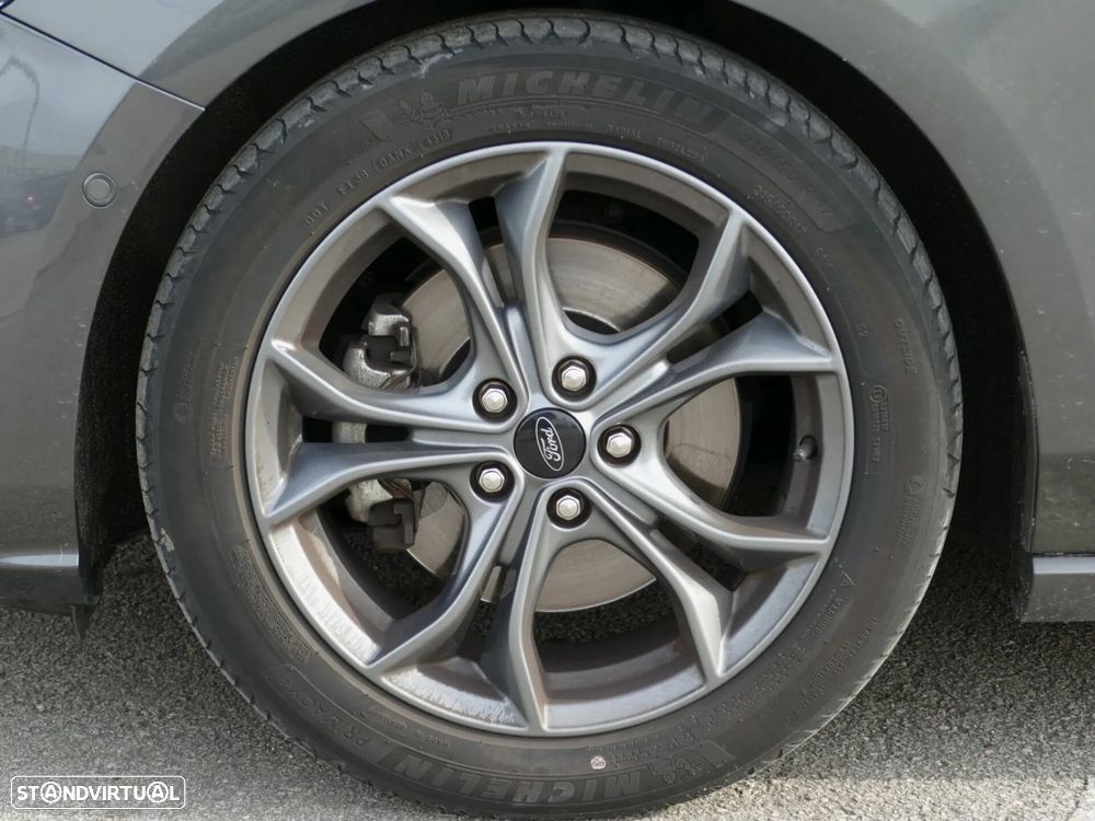 Ford Focus SW 1.5 TDCi EcoBlue ST-Line - 5