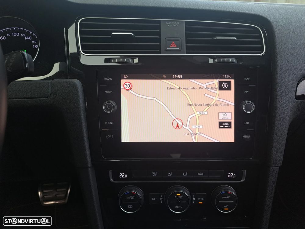 VW Golf 2.0 TDI DSG Sound - 22