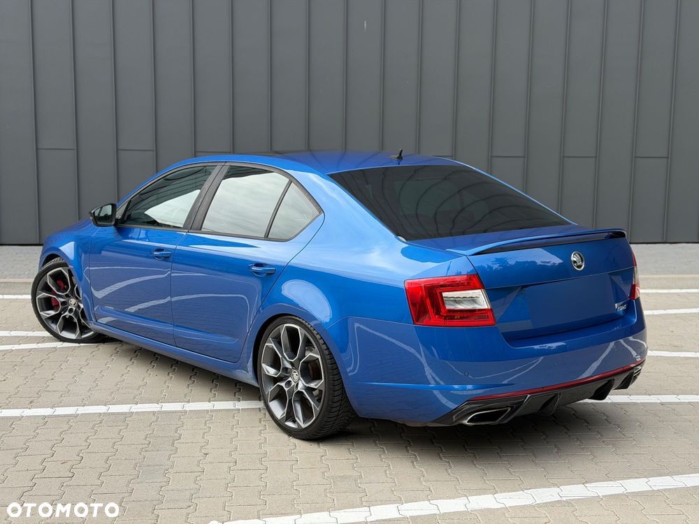 Skoda Octavia 2.0 TDI DSG RS - 11