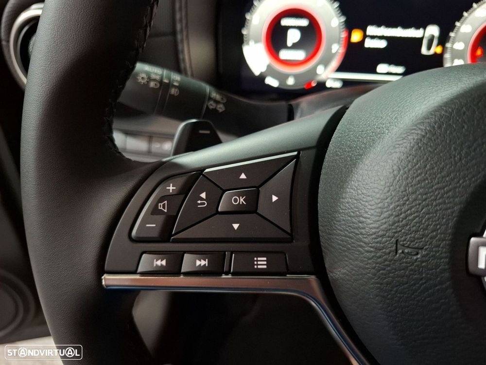 Nissan Juke 1.0 DIG-T N-Connecta Two Tone DCT - 16