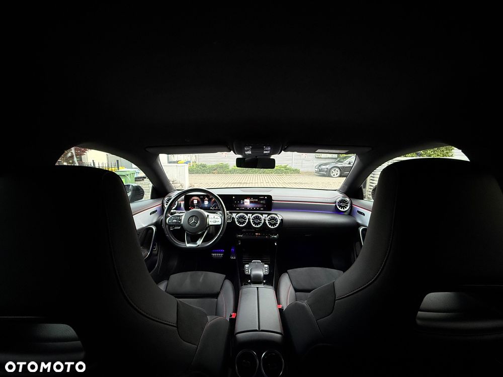 Mercedes-Benz CLA 180 7G-DCT Edition AMG Line - 19
