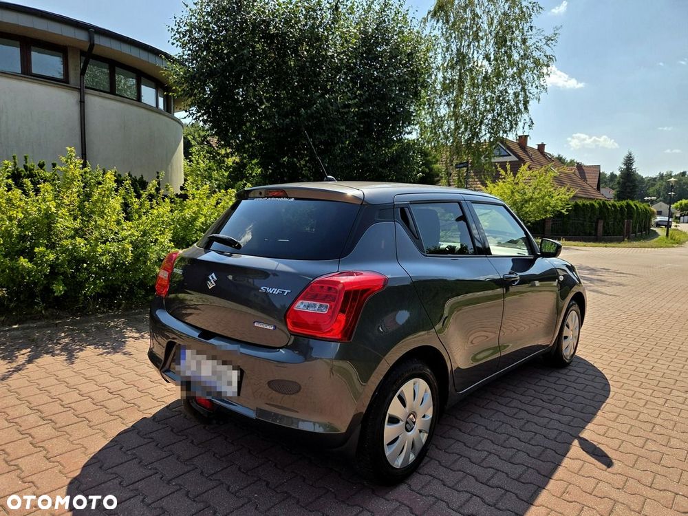 Suzuki Swift 1.2 Dualjet Hybrid Comfort - 2