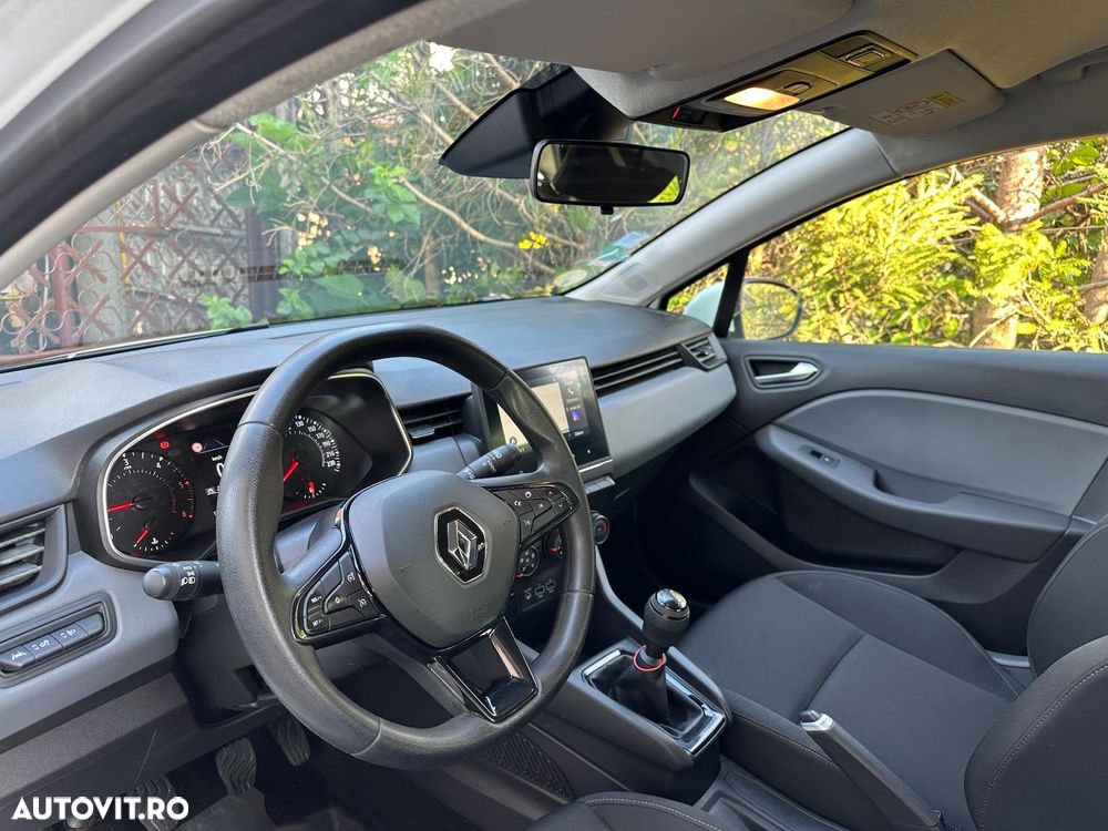 Renault Clio BLUE dCi 100 BUSINESS EDITION - 9
