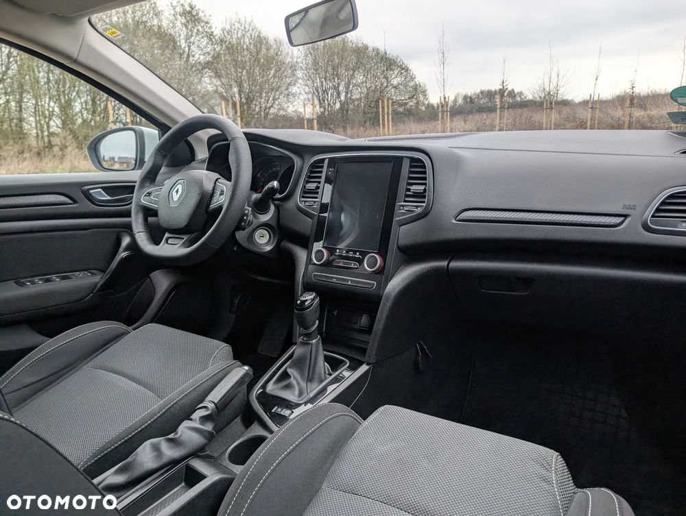 Renault Megane 1.3 TCe FAP Life - 23