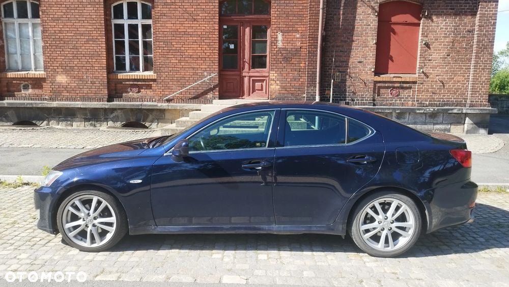 Lexus IS 250 Prestige - 10