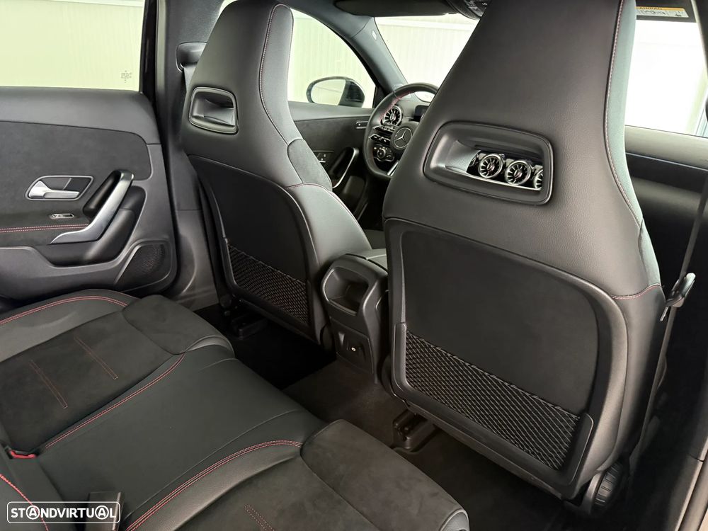 Mercedes-Benz A 180 7G-DCT AMG Line - 37