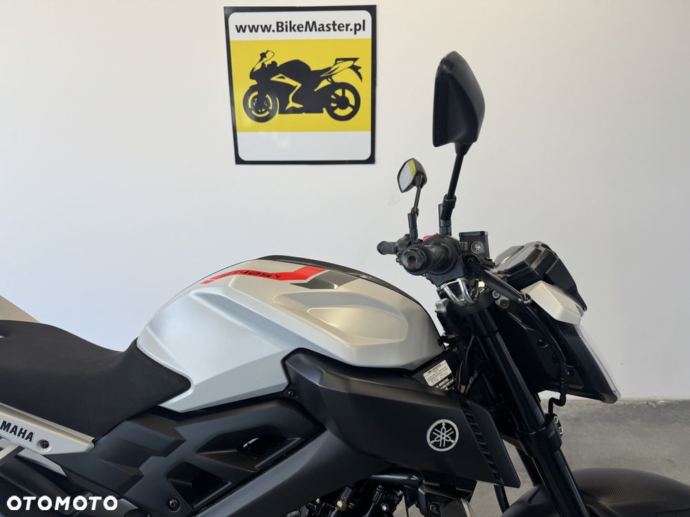 Yamaha MT - 10