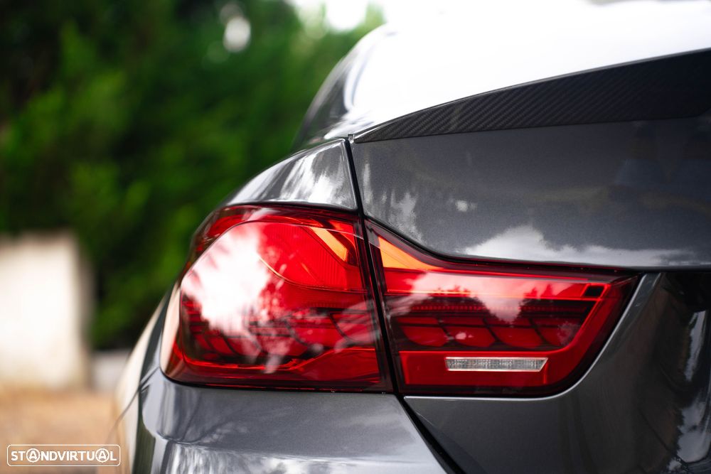 BMW M4 Auto - 5