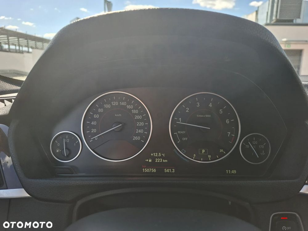 BMW Seria 3 328i Sport Line - 18
