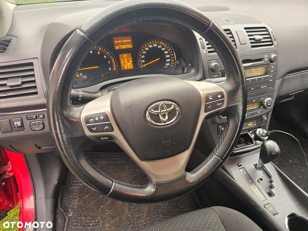 Toyota Avensis 1.8 Multidrive S Executive - 21