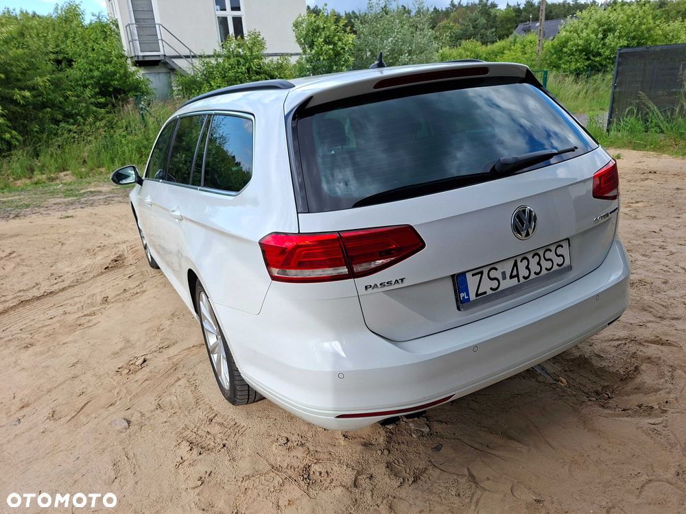 Volkswagen Passat - 5