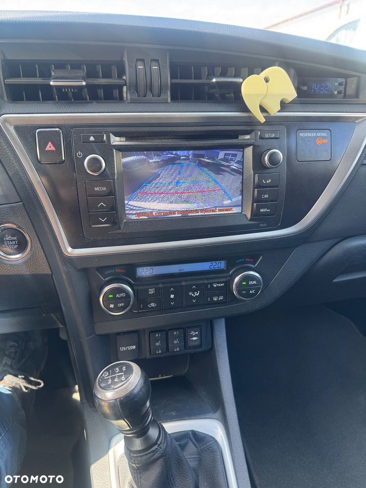 Toyota Auris - 11
