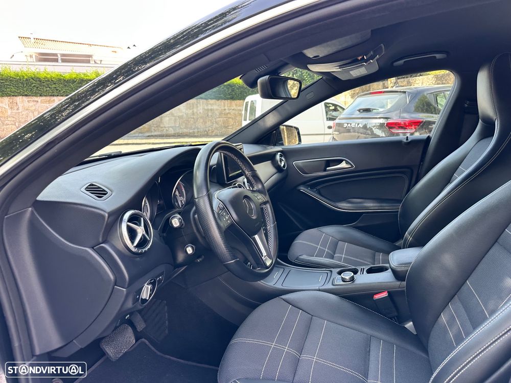 Mercedes-Benz CLA 220 CDI Urban Aut. - 22
