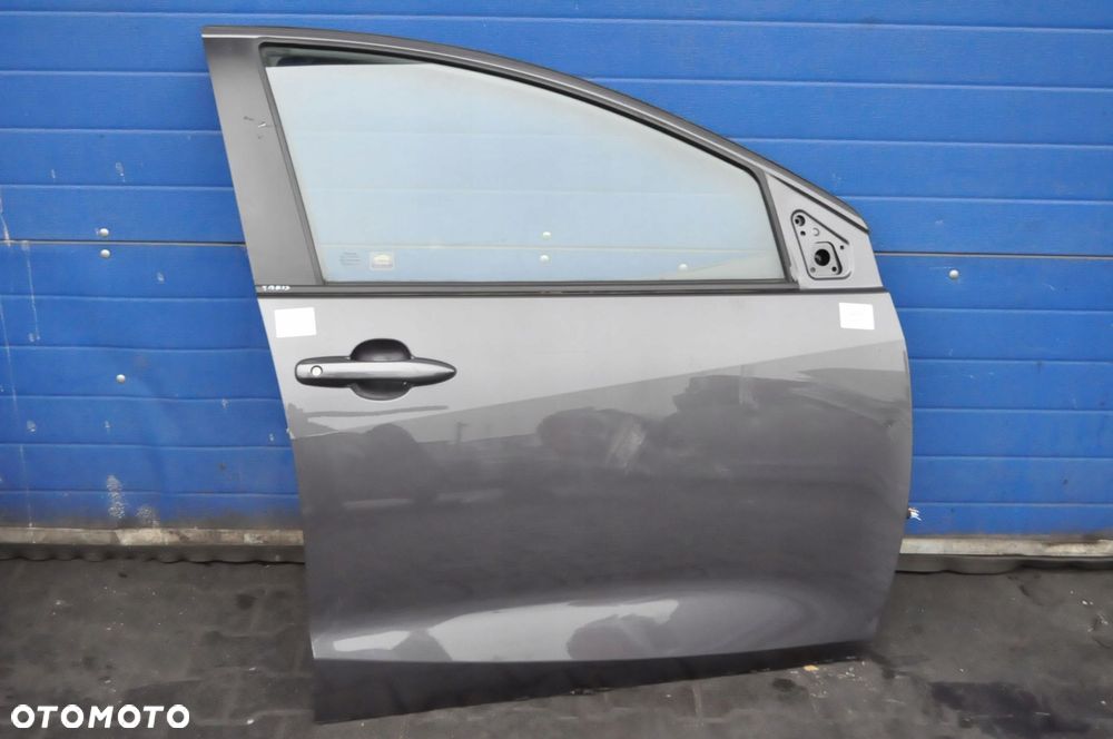 TOYOTA YARIS IV DRZWI PRAWY PRZÓD PRZEDNIE - 1