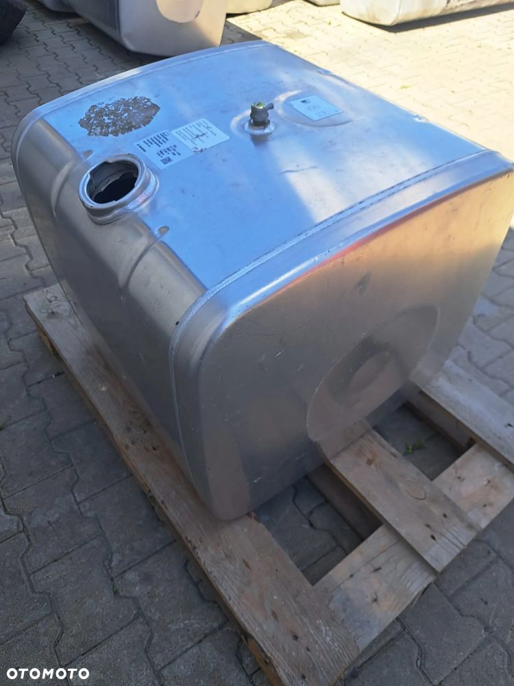 Zbiornik paliwa aluminiowy
