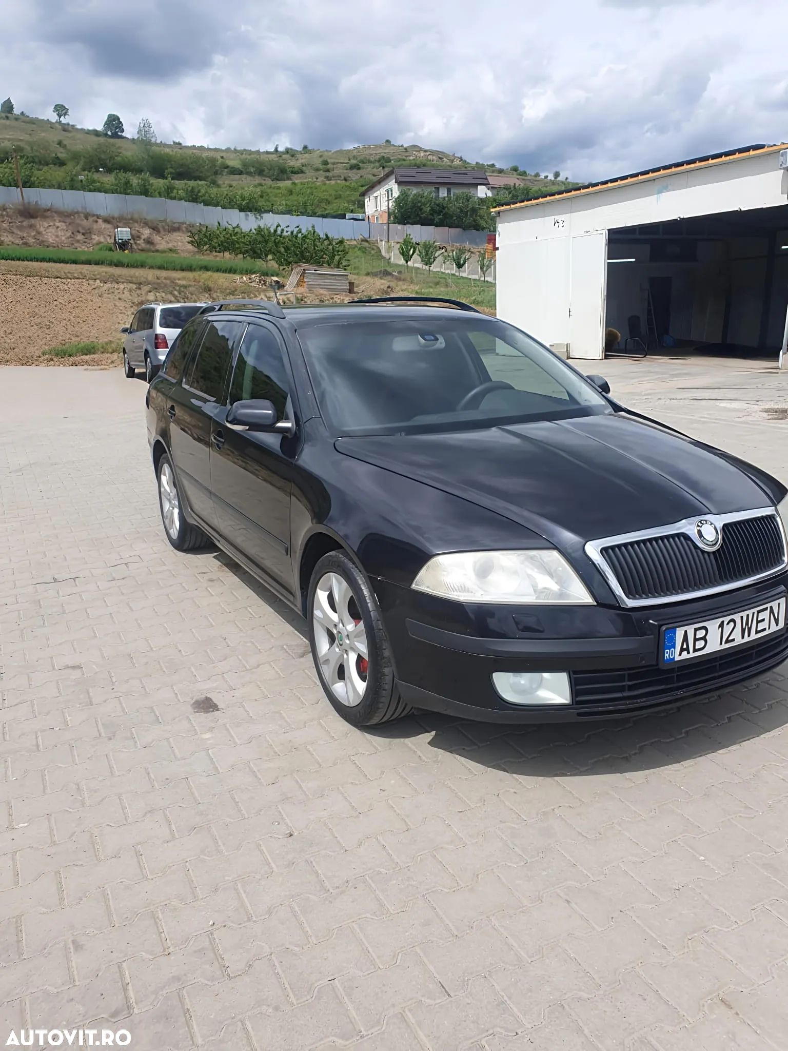 Skoda Octavia Combi 2.0 TDI Ambiente - 1