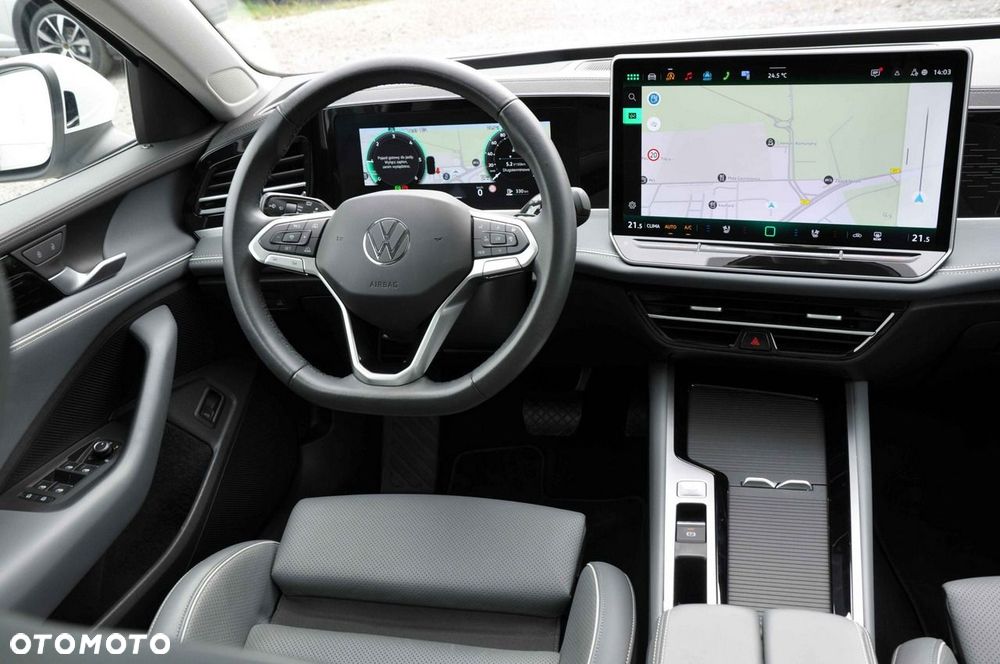 Volkswagen Passat Variant 2.0 TDI SCR DSG Elegance - 9