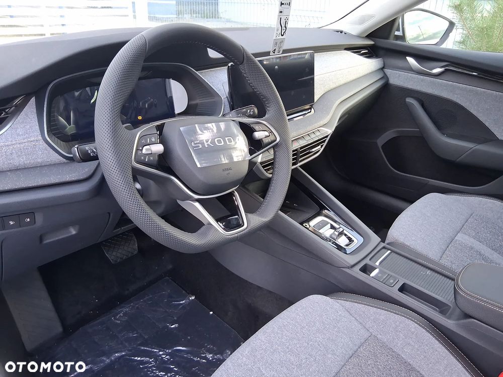 Skoda Octavia 1.5 TSI mHEV Edition 130 Selection DSG - 4