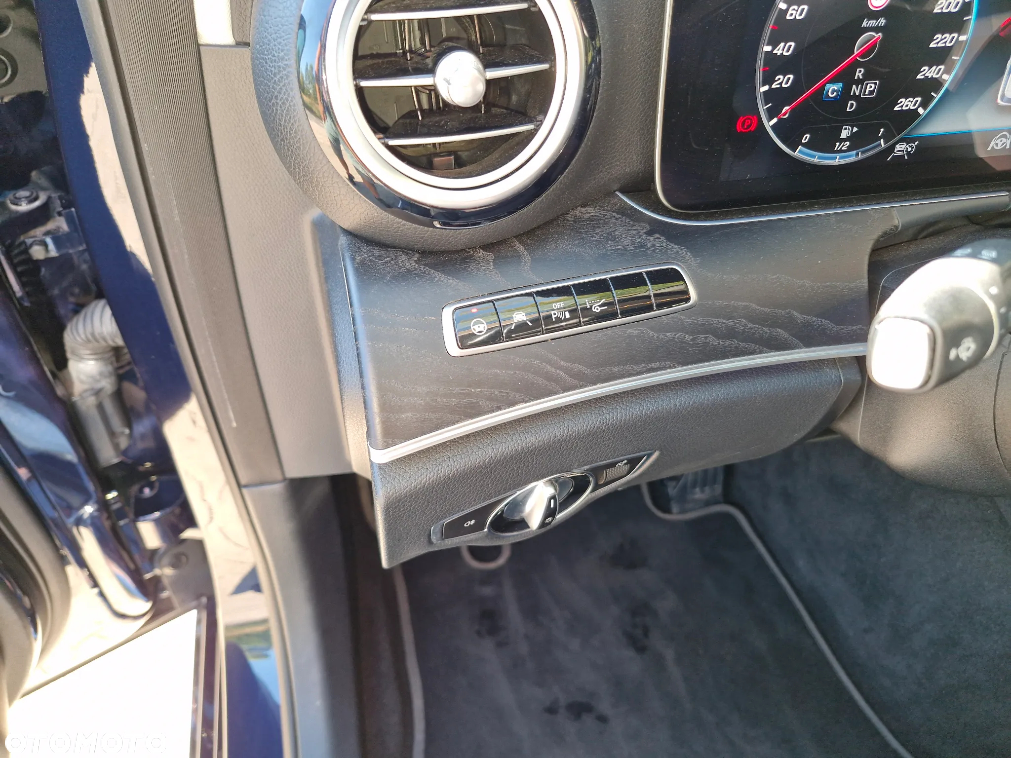 Mercedes-Benz Klasa E 220 d T 9G-TRONIC Avantgarde - 21