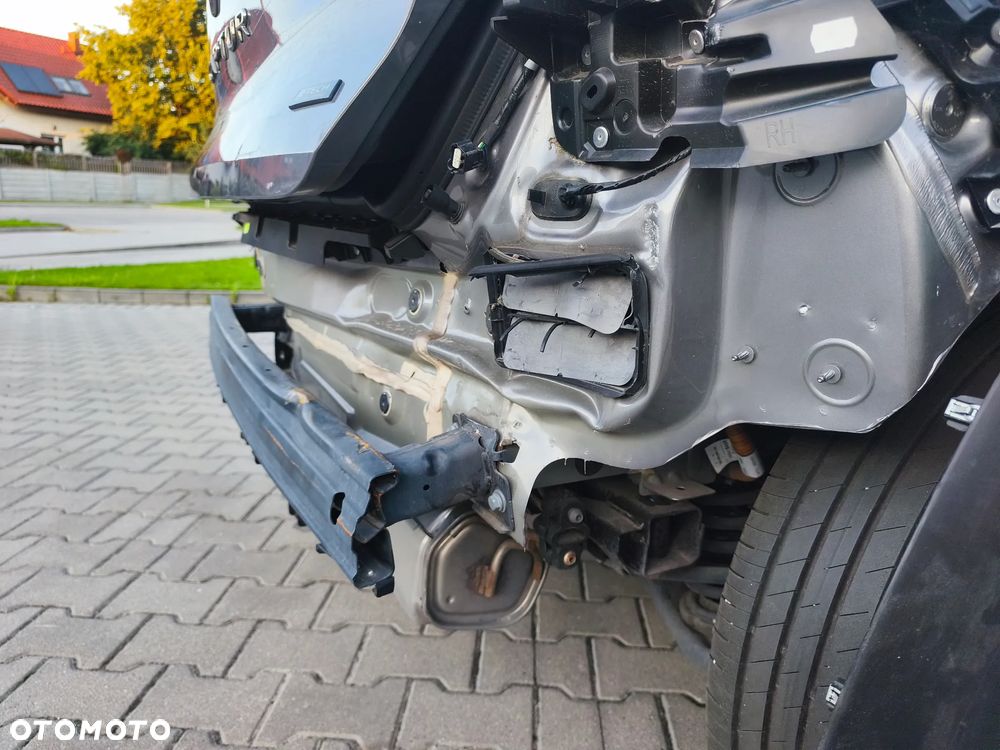 Renault Captur E-TECH 160 BUSINESS EDITION - 18