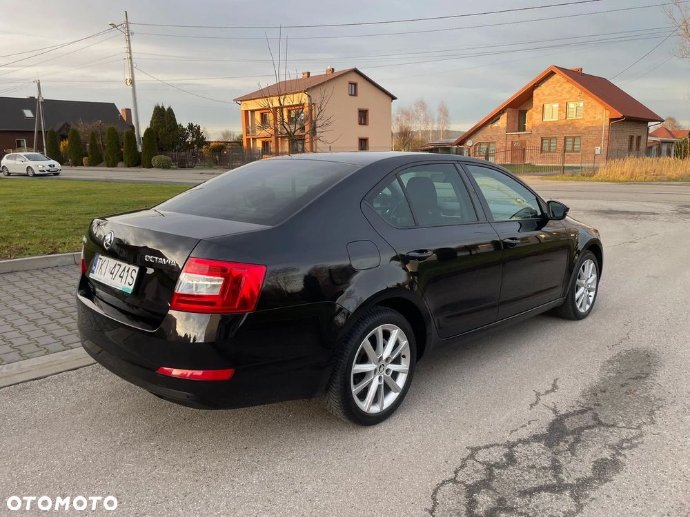 Skoda Octavia 2.0 TDI Joy DSG - 4