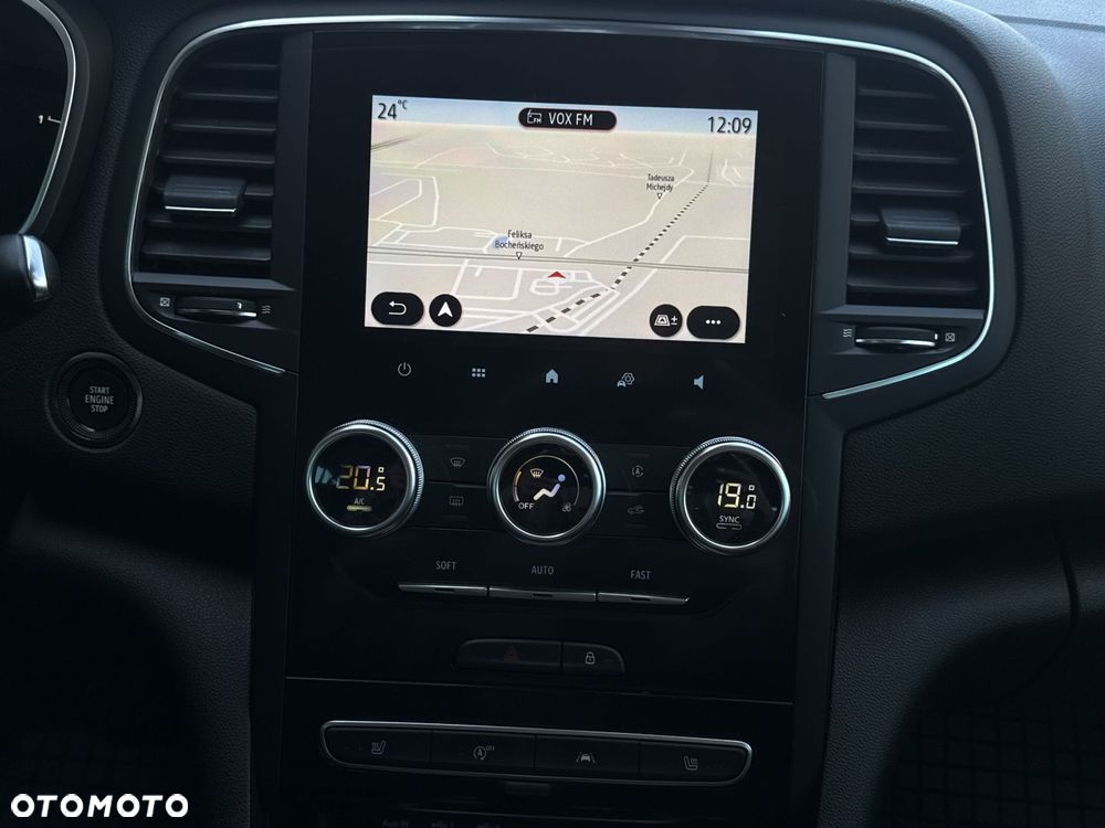 Renault Megane 1.3 TCe FAP Techno EDC - 27