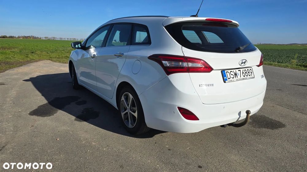 Hyundai i30 1.6 CRDi Style - 10