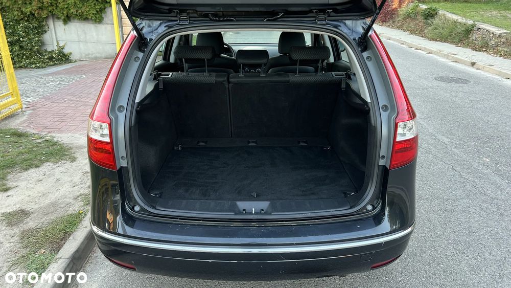 Hyundai i30 i30cw 1.4 blue Comfort - 31