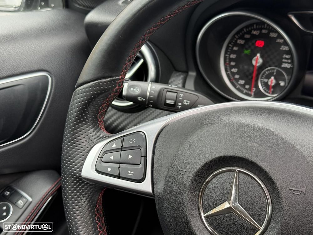 Mercedes-Benz A 180 d AMG Line - 16